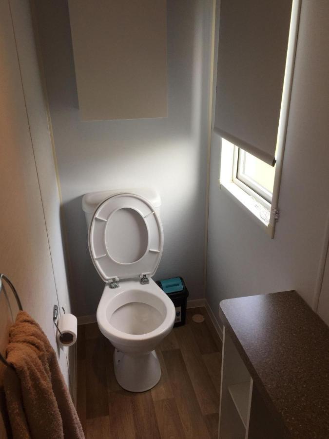 3 Bedroom 2 Bathroom Prestige Caravan Presthaven Sands Talacre Εξωτερικό φωτογραφία